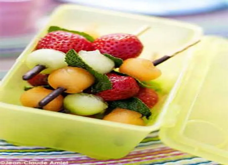 Brochettes croustillantes aux fruits d'été