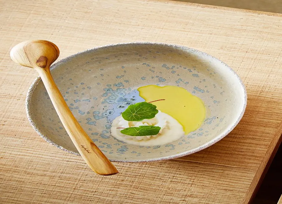 Calmar, jus de moules, purée de navets de jean-françois piège