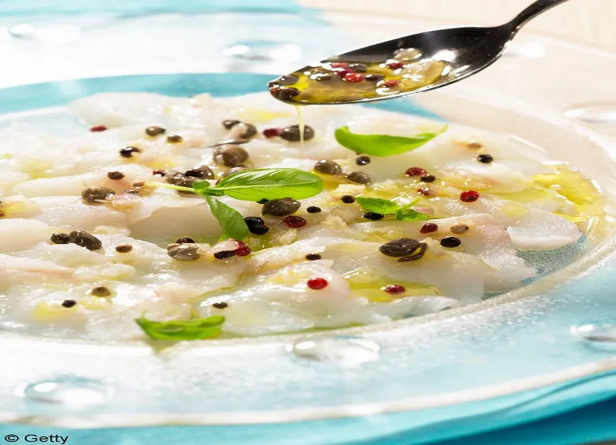 Carpaccio de flétan fumé à l'orange sanguine