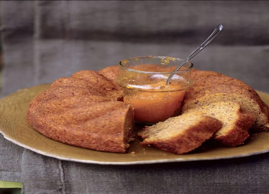 Carrot cake aux noisettes, confiture de carottes au citron