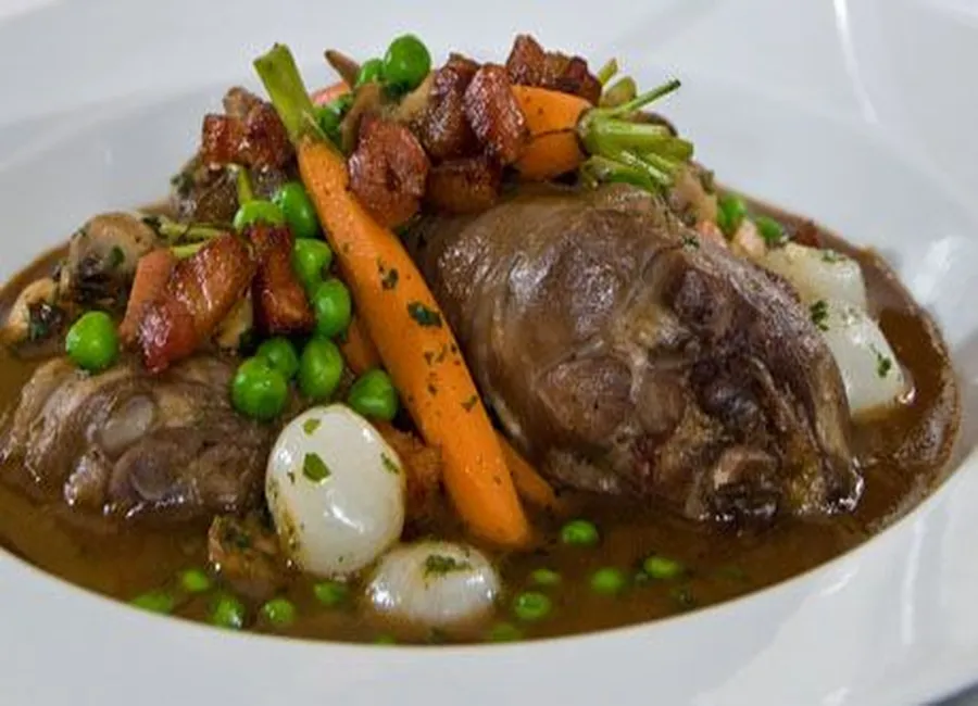 Coq au vin de bourgogne