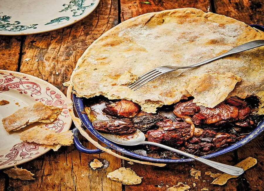 Coq au vin en croûte