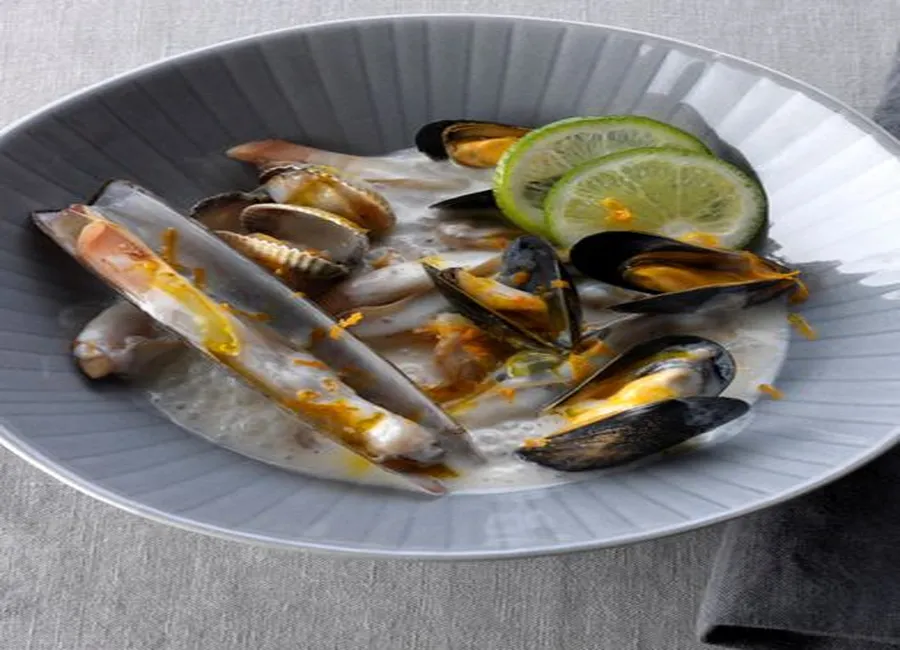 Coquillages au jus de yuzu