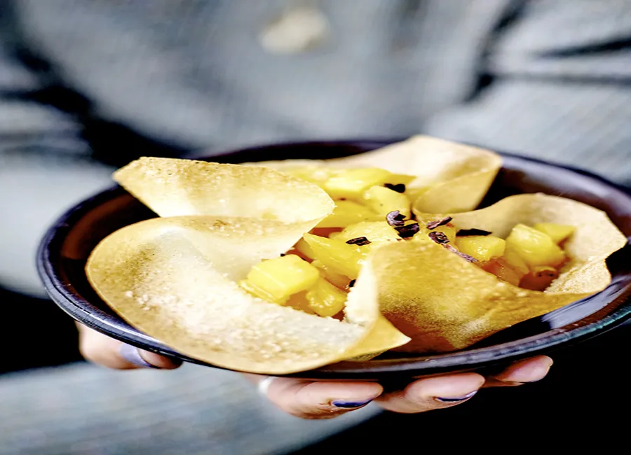 Corolles à l'ananas, glace chocolat au tofu