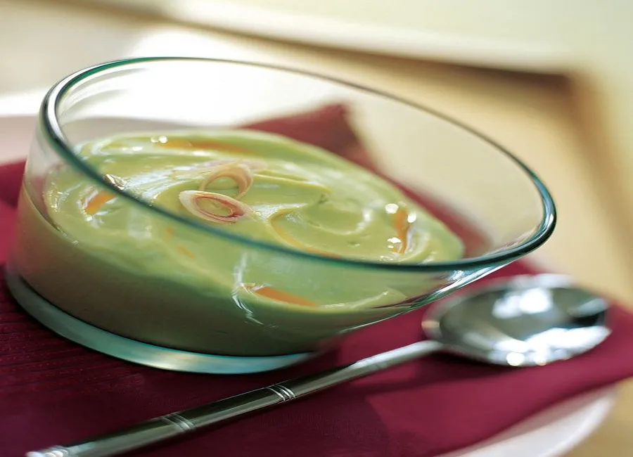 Crème d'avocat à la citronnelle