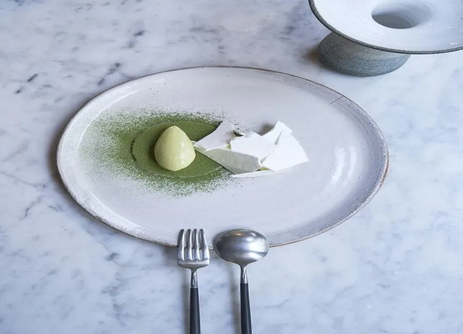 Crème de sauge, pomme rôtie