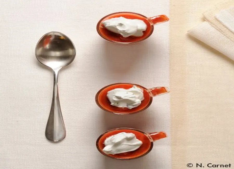 Crème de tomate acidulée