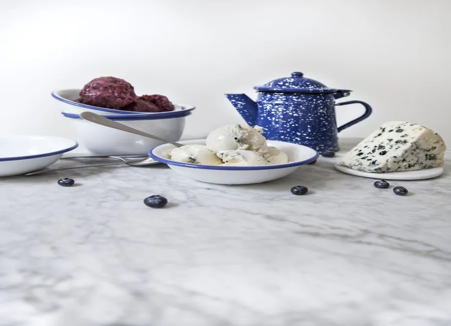 Crème glacée au roquefort bio