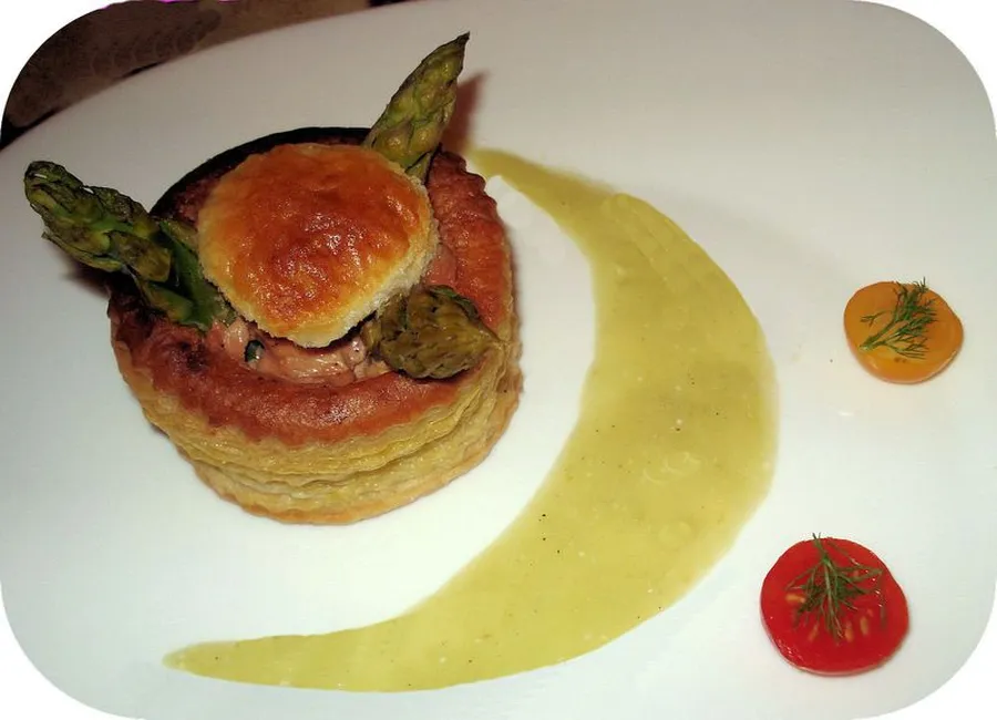 Croustade aux asperperges et foie gras