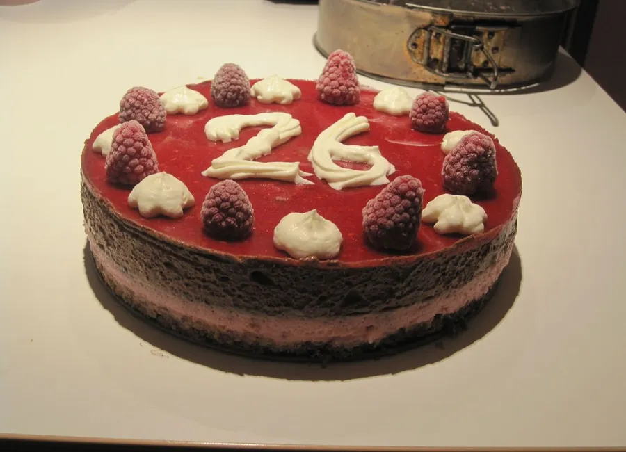 Entremet framboise chocolat