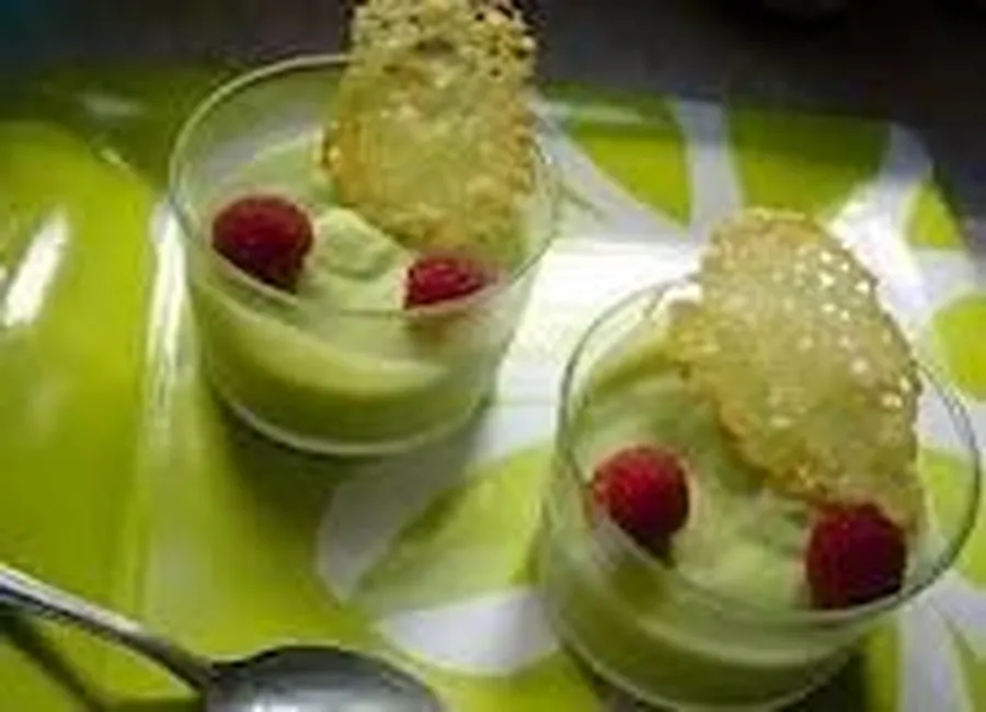 Glace à l'avocat