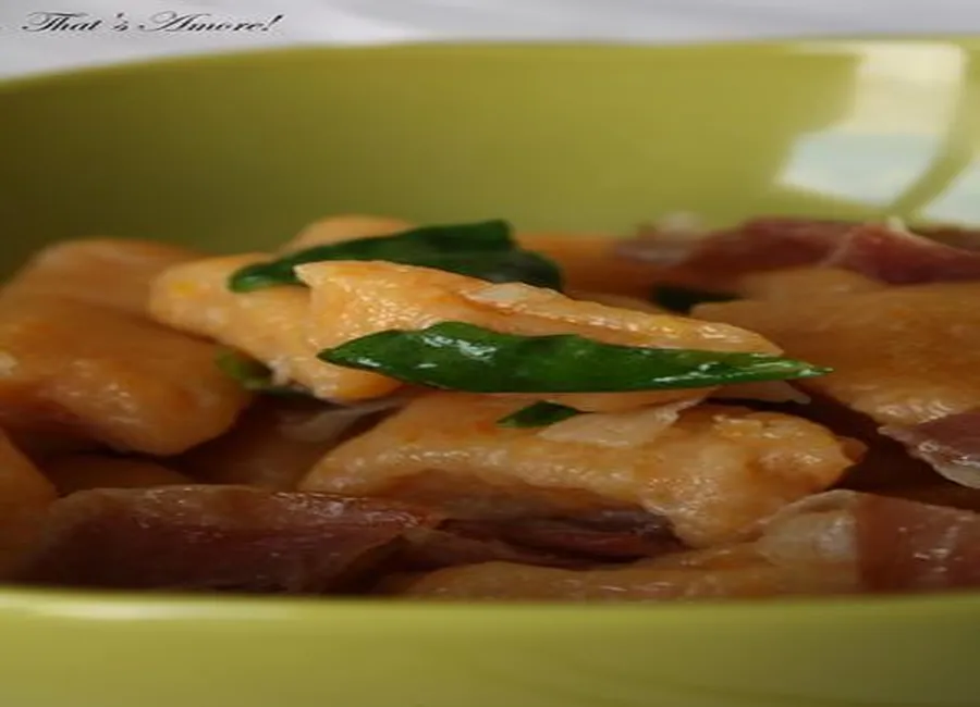 Gnocchi au potiron, roquette et jambon