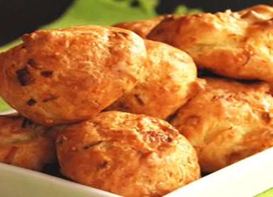 Gougères aux poireaux et fromage de brebis