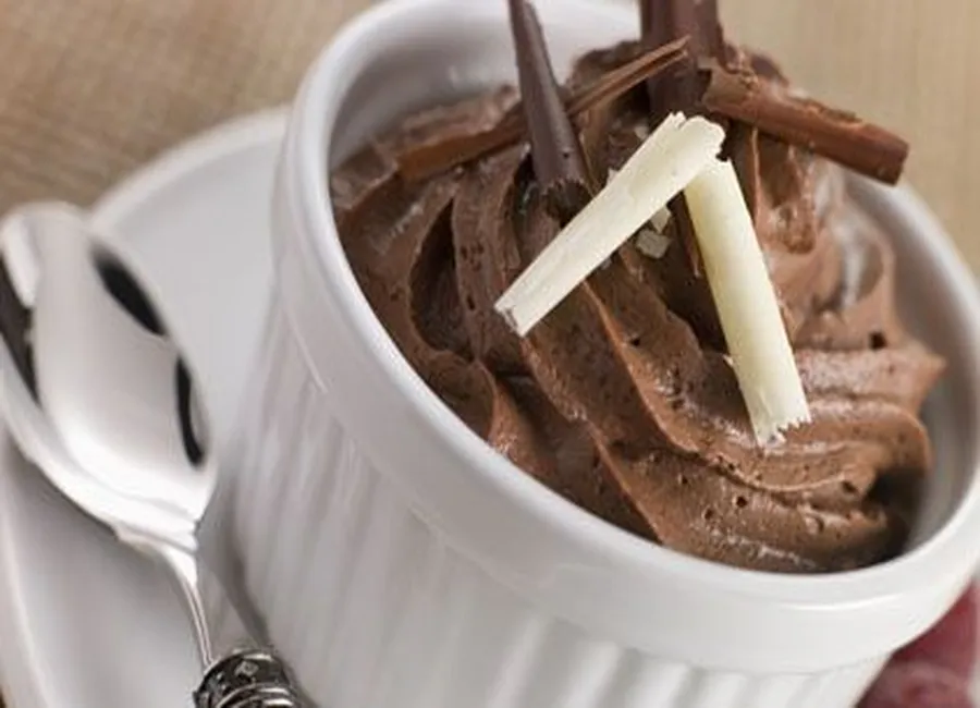 Mousse au chocolat, au tofu et au miel