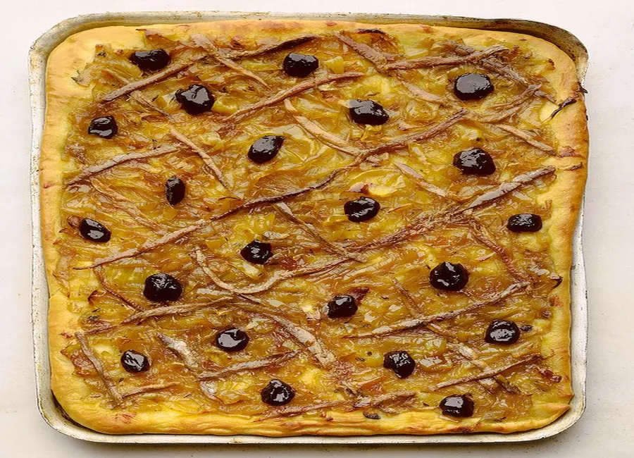 Pizza oignons-anchois
