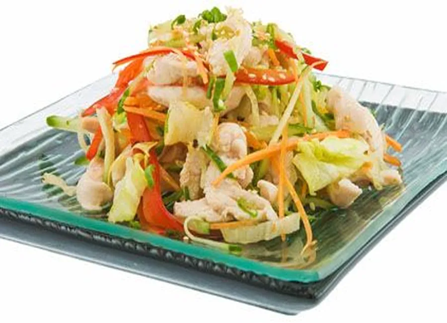Poêlée de chou chinois au poulet