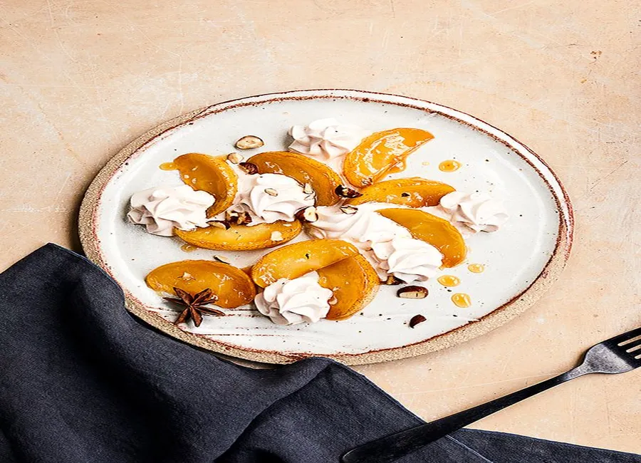 Pommes caramélisées et émulsion de noisette