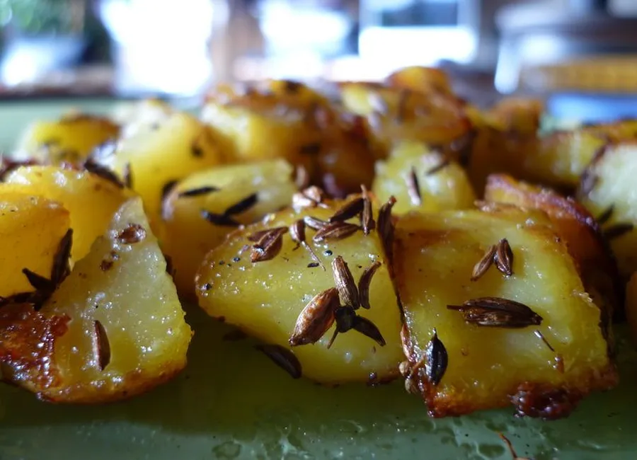 Pommes de terre sautées au carvi