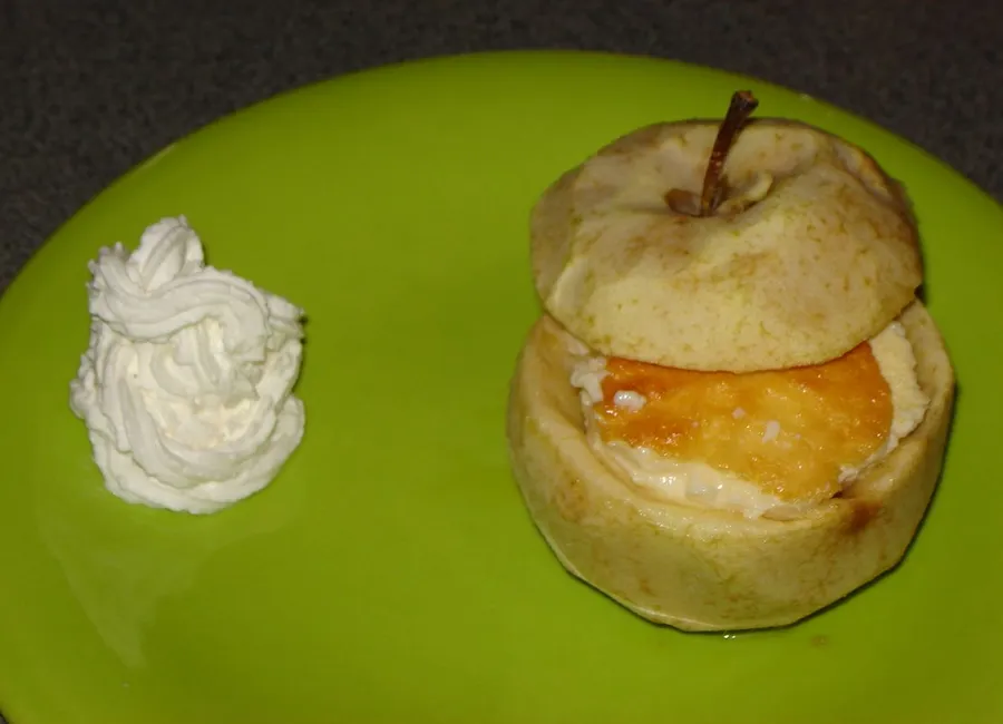 Pommes fourrées à la crème d'amaretto