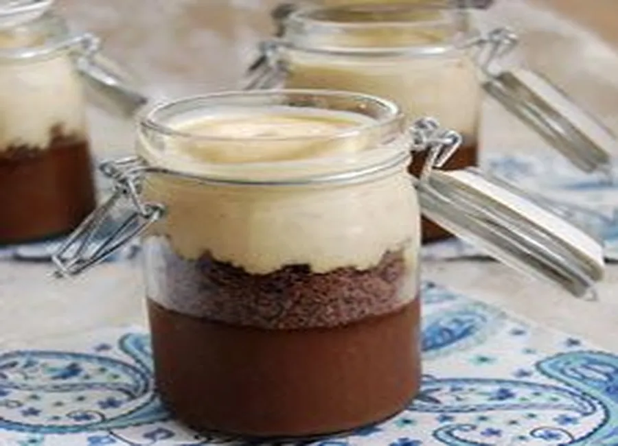 Pots de crème au chocolat, caramel et sel maldon