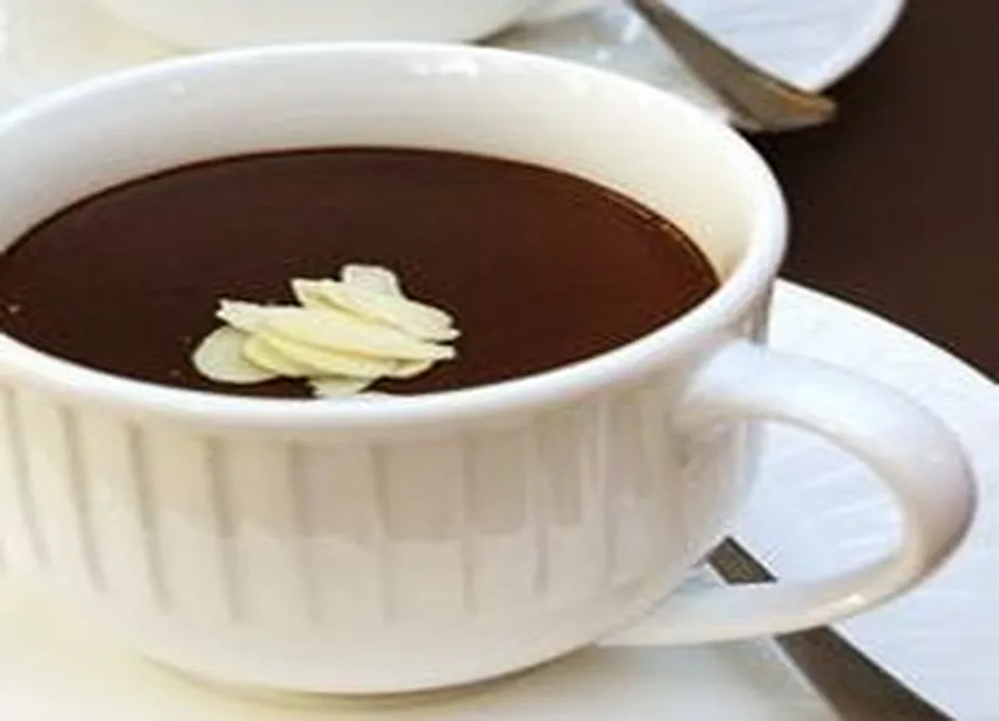 Pots de crème au chocolat et à la canelle