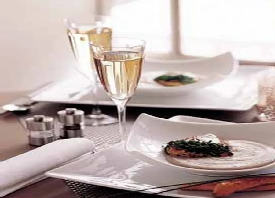 Poule faisane et crème de lentilles, foie gras de canard poêlé