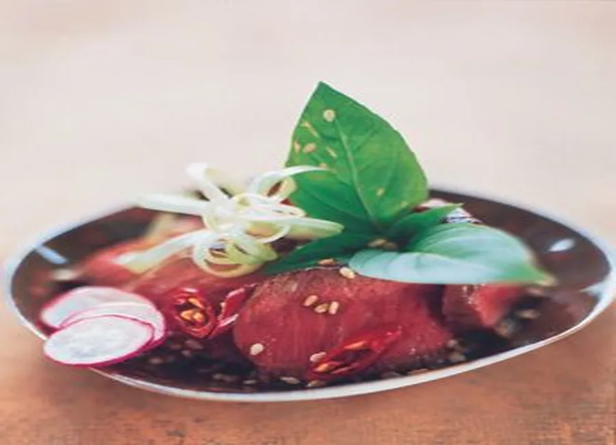 Salade de boeuf au basilic thaï