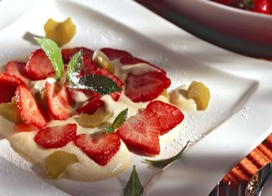 Sabayon de fraise et rhubarbe