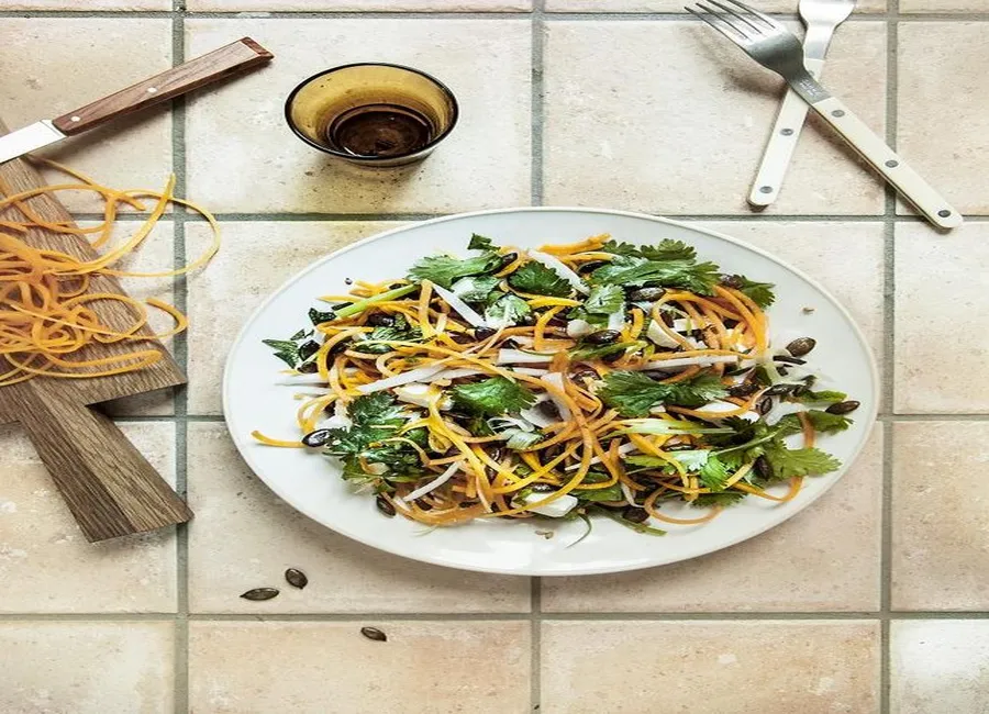 Salade de butternut cru