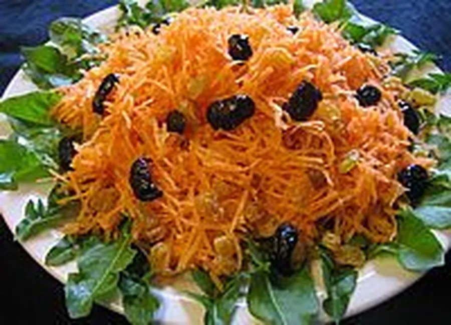 Salade de carottes au thon, vinaigrette à l'orange