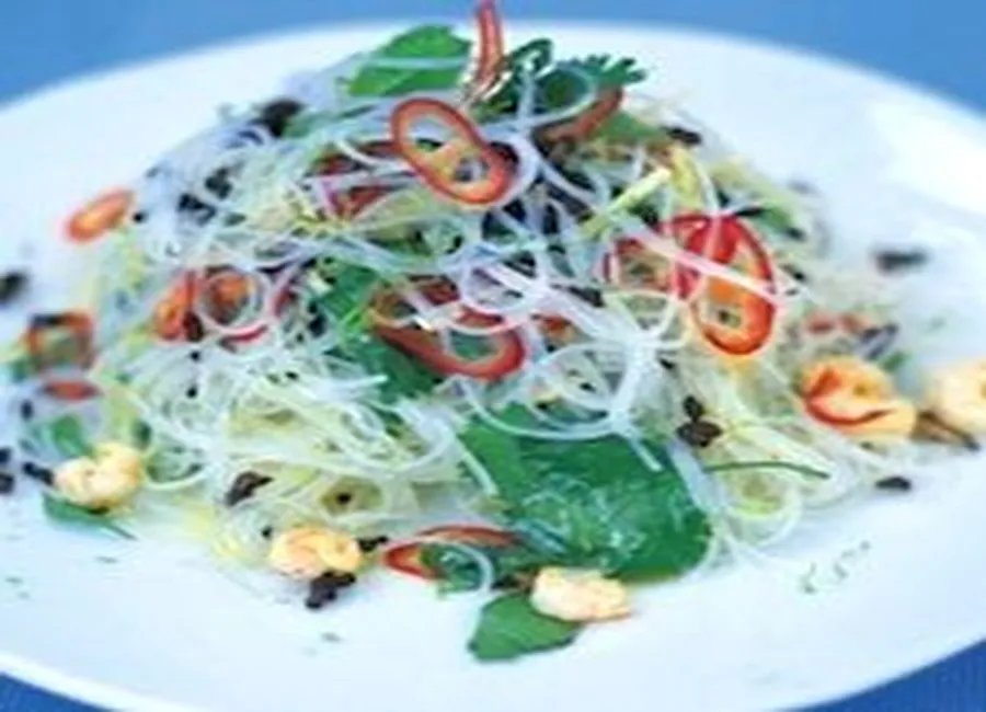 Salade de nouilles asiatiques