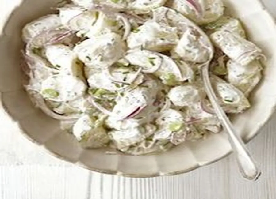 Salade de pommes de terre crémeuse aux fèves