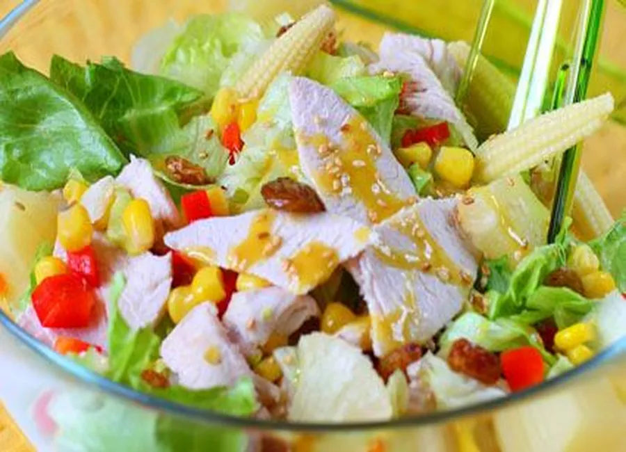Salade de poulet aux légumes