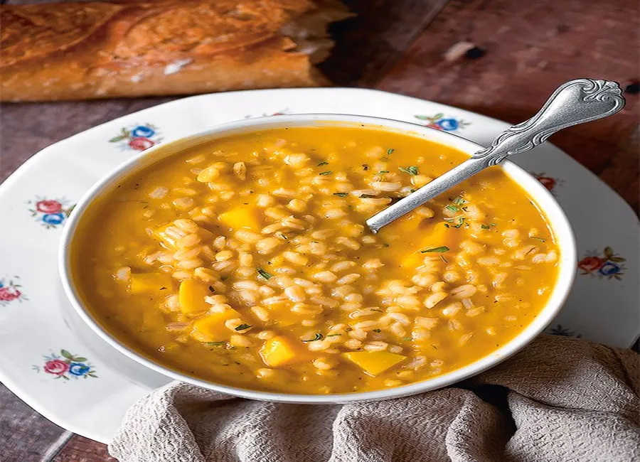 Soupe d'orge perlé et courge