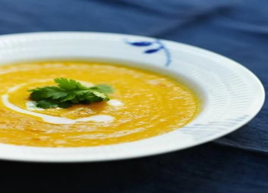 Soupe de carottes, lait de coco et gingembre