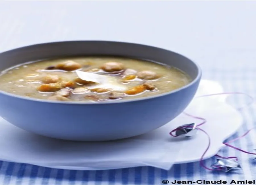 Soupe de châtaignes et pois chiches