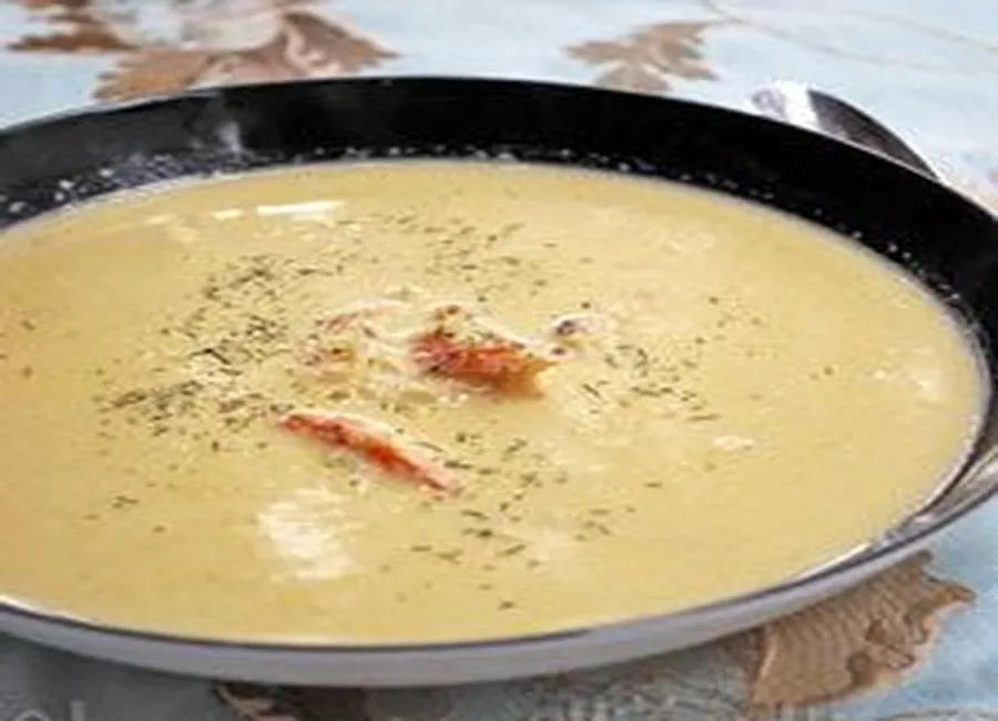 Soupe de maïs au poisson fumé