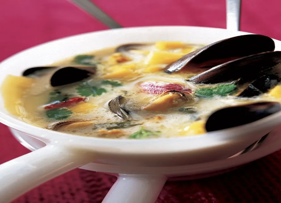 Soupe de moules au lait de coco