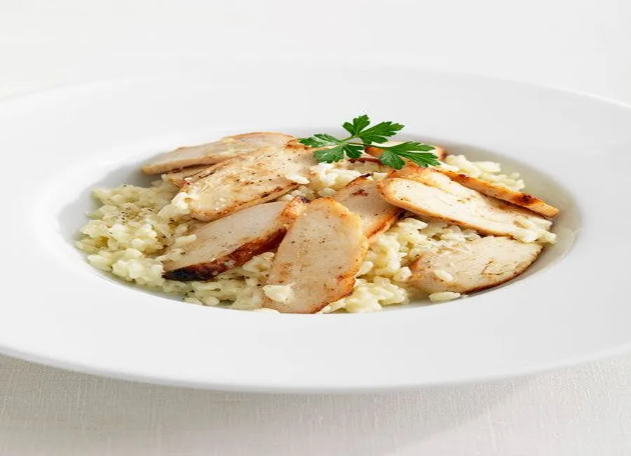 Soupe de poulet au galanga et coco