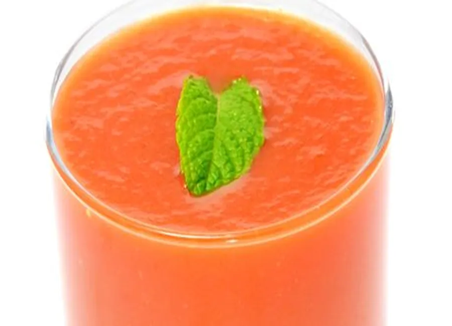 Soupe froide aux poivrons rouges