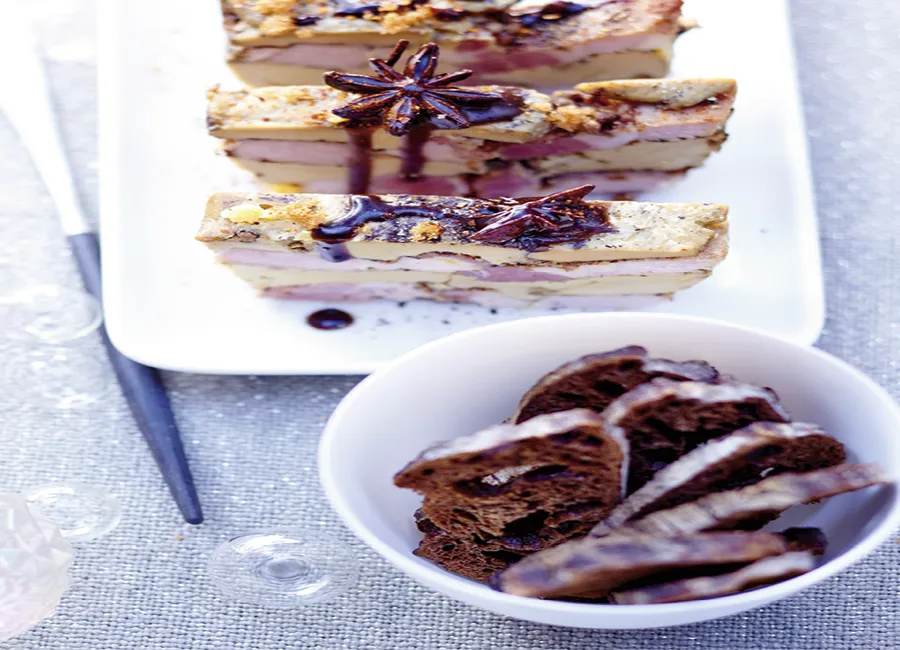 Terrine de foie gras et kako aux épices