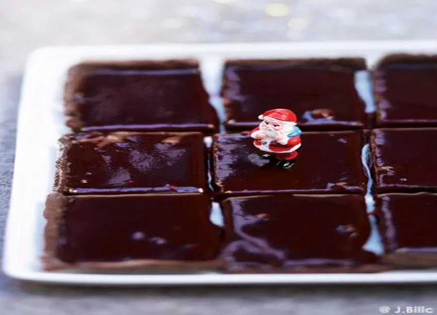 Tarte au chocolat glacée aux fruits rouges
