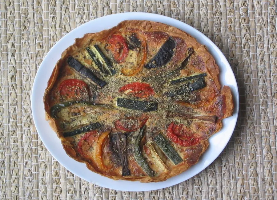 Tarte aux batonnets de légumes d'été