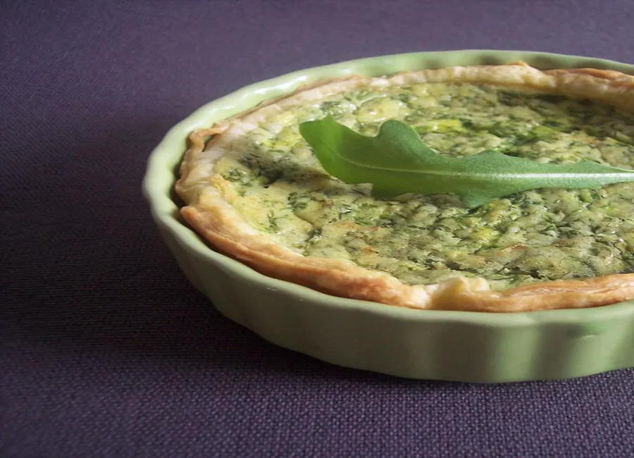 Tartelette à la roquette et au parmesan