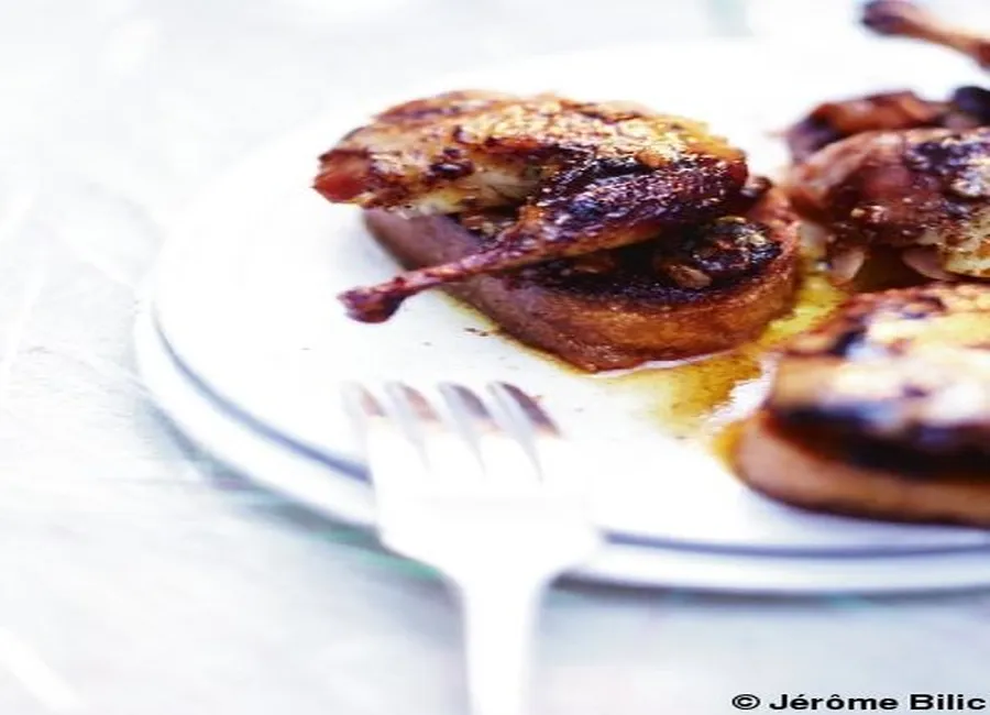 Tartines de pigeon aux noix