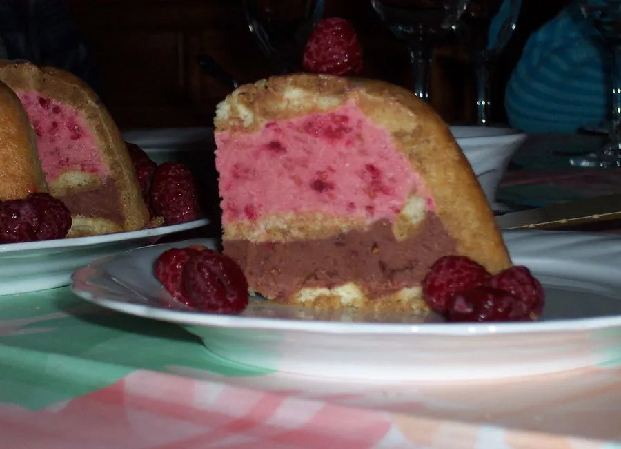Tiramisu en rouge et noir