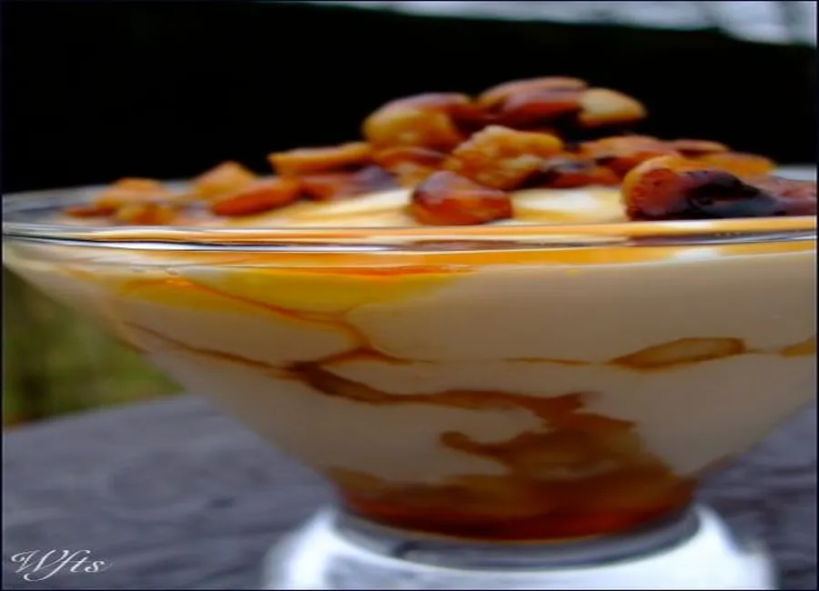 Tiramisu léger, poires caramel et noisettes caramélisées