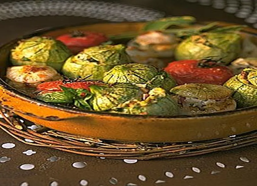 Tomates farcies à la tomate