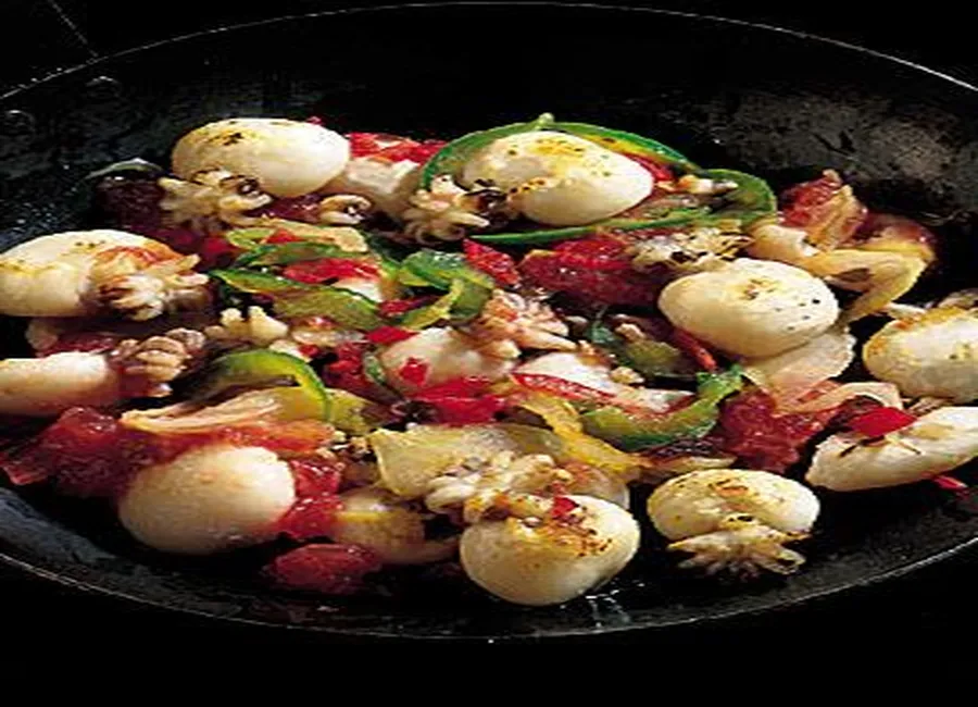 Chipirons sautés à la luzienne