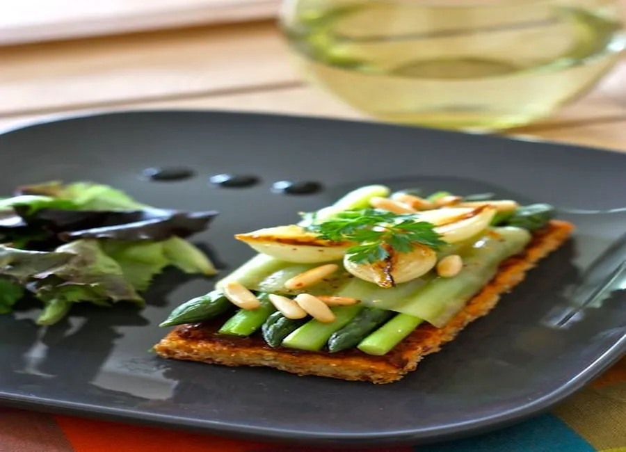 Tartelette asperges/comté
